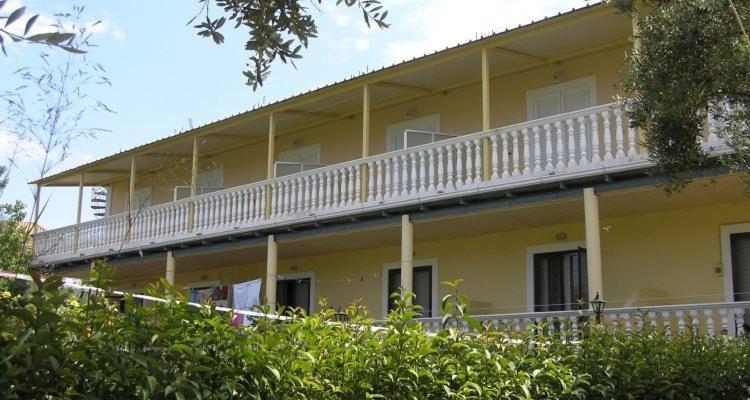 Casa Dyonisia Tsilivi Plános Exterior foto