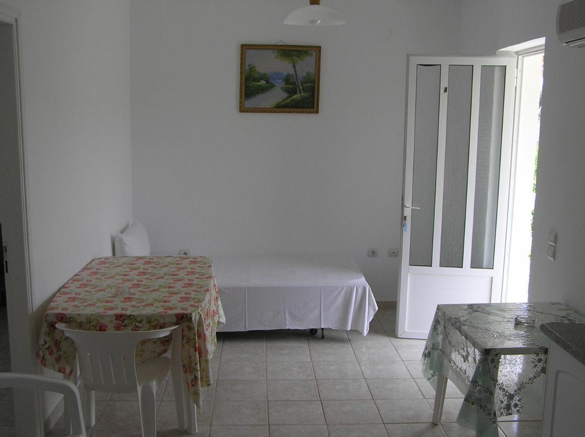 Casa Dyonisia Tsilivi Plános Exterior foto